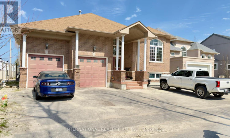 966 Shore Lane