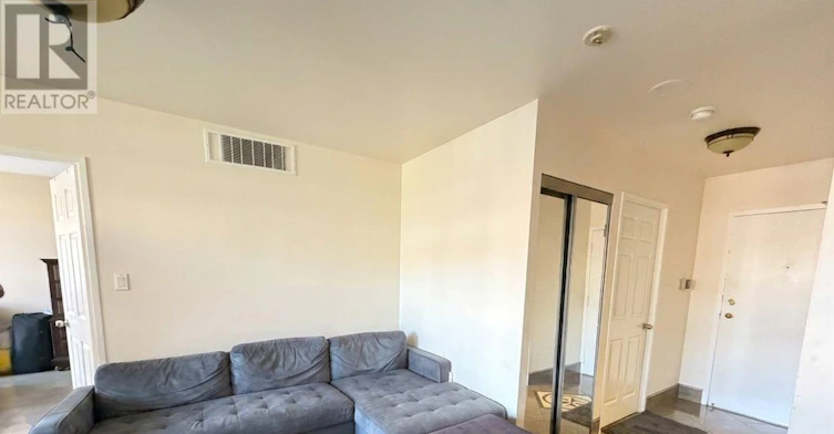 206-265 Enfield Place, Mississauga, ON, L5B 3Y7 - 2