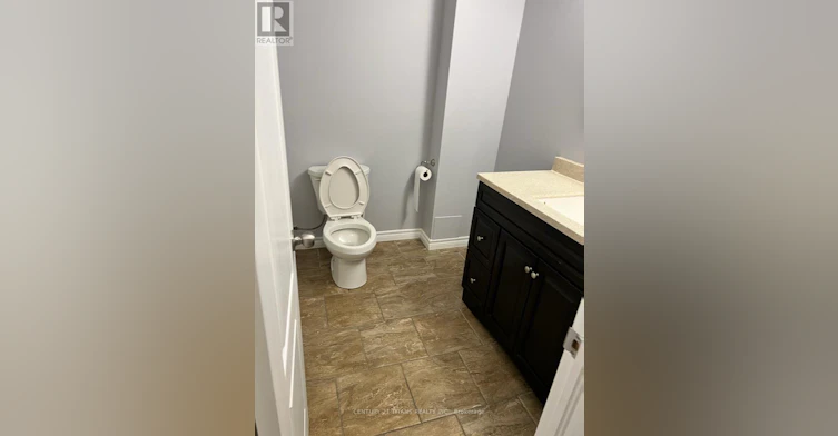 LOWER-1215 King Street E, Oshawa, ON, L1H 1H6 - 12