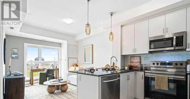 319-128 Grovewood Common, Oakville, ON, L6H 0X3 - 4
