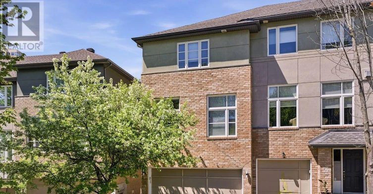 8 Pondside Private, Ottawa, ON, K1K 4X3