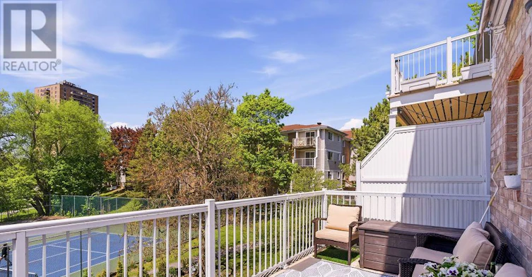 8 Pondside Private, Ottawa, ON, K1K 4X3 - 21