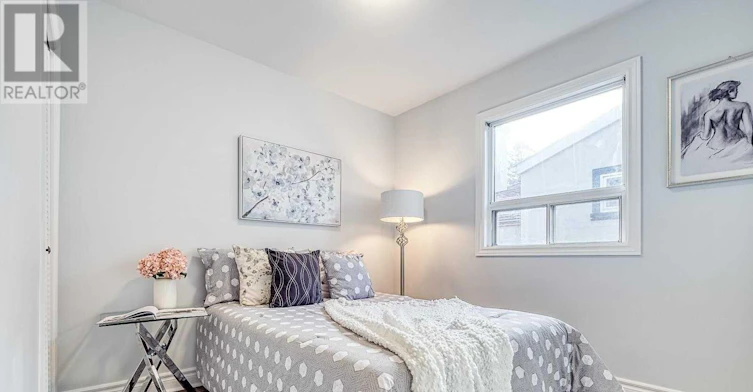 26 Frances Crescent, Toronto, ON, M1S 2E5 - 4