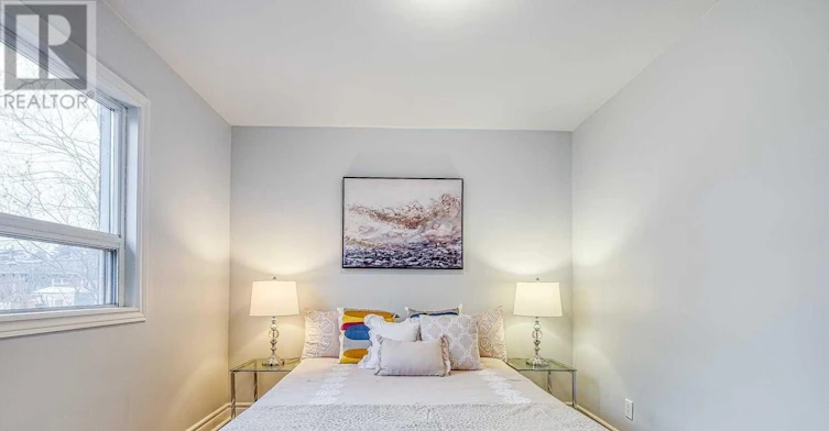 26 Frances Crescent, Toronto, ON, M1S 2E5 - 3