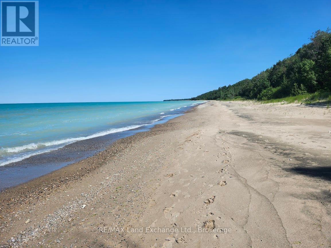 86447 Mclean Street, Goderich, ON, N2Z 2X3