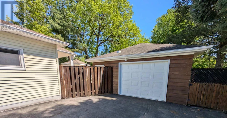 157 Bessborough Drive, Georgina, ON, L4P 2R7 - 3