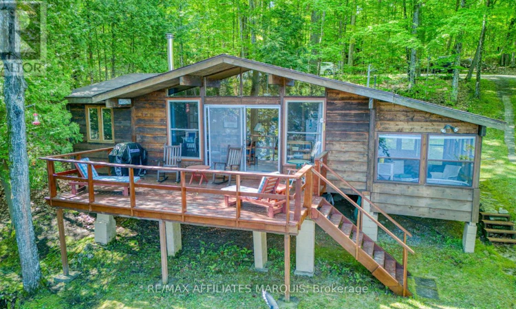415 Yvon Lane