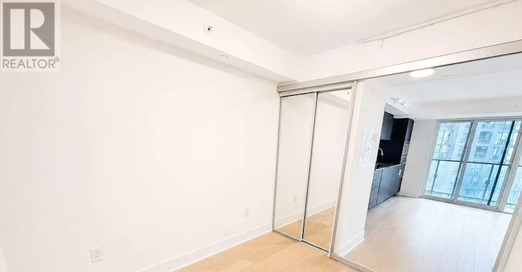 1001-955 Bay Street, Toronto, ON, M5S 0C6 - 10
