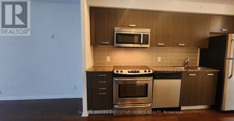 501-832 Bay Street, Toronto, ON, M5S 1Z6 - 12