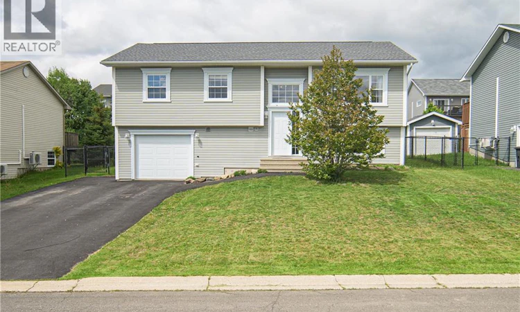 66 Watling Crescent
