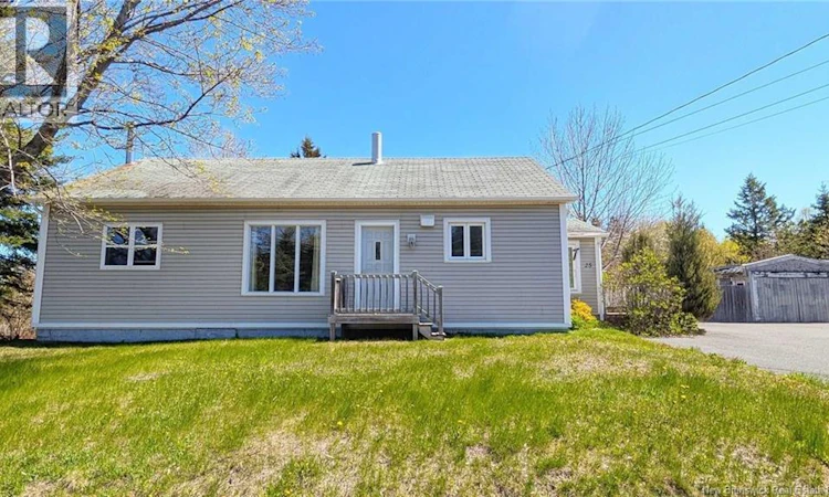 25 Rue Du Portage Street