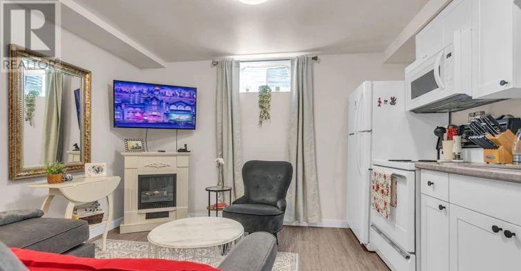 6-112 Rolph Street, Tillsonburg, ON, N4G 3Y6 - 2