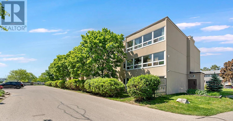 302-1445 Huron Street, London, ON, N5V 2E6