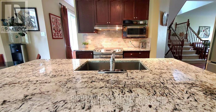 142 Windhurst Drive, Ottawa, ON, K2G 6K8 - 18