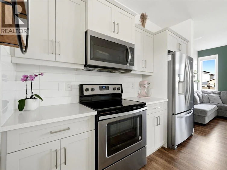 3270 Chuka Boulevard, Regina, SK, S4V 3S6 - 9