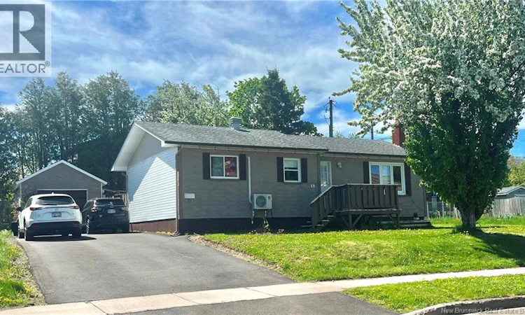 49 Beechwood Avenue