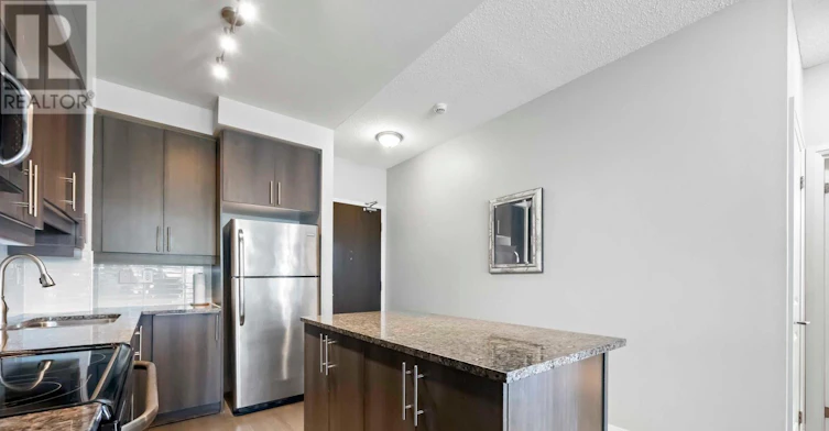 206-1185 The Queensway, Toronto, ON, M8Z 0C6 - 3