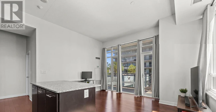 604-360 Square One Drive, Mississauga, ON, L5B 0G7 - 5