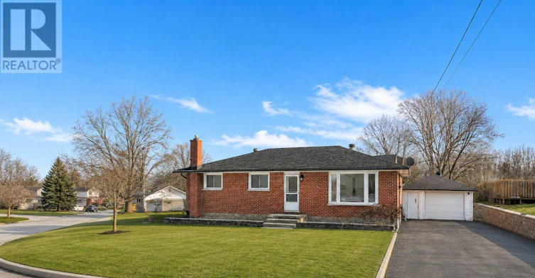35 Barry Road, Quinte West, ON, K8V 0M3