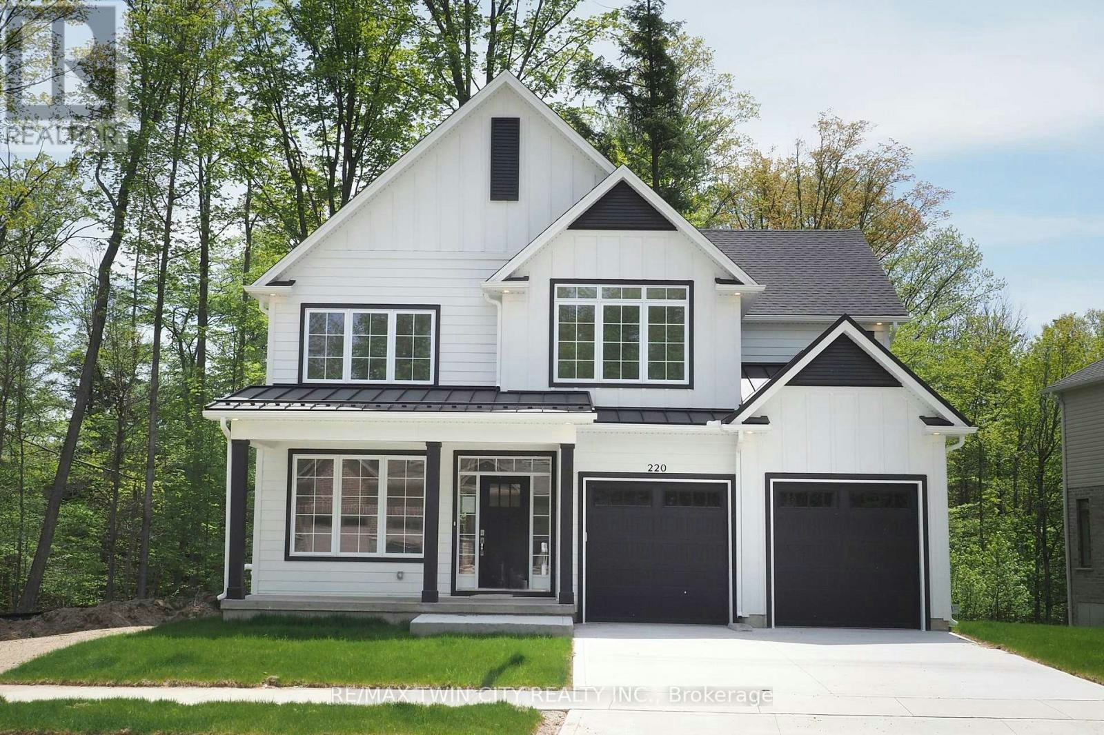 220 Jeffrey Place, Kitchener, ON, N2C 2T7