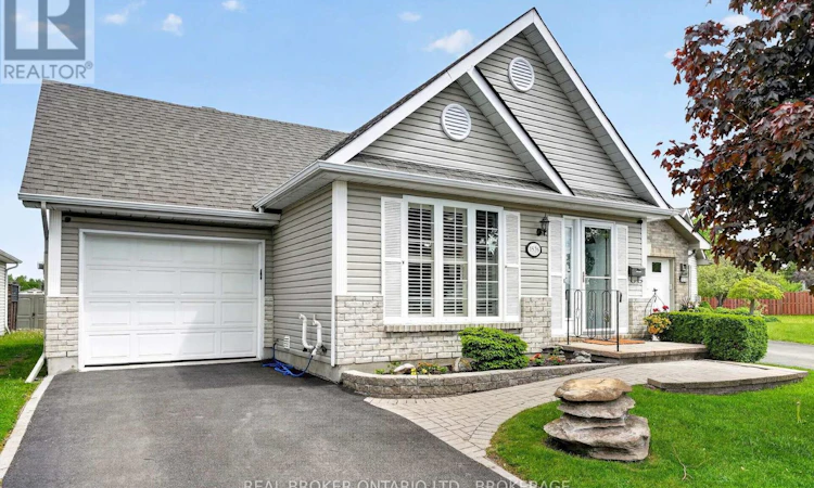 1526 Frank Court