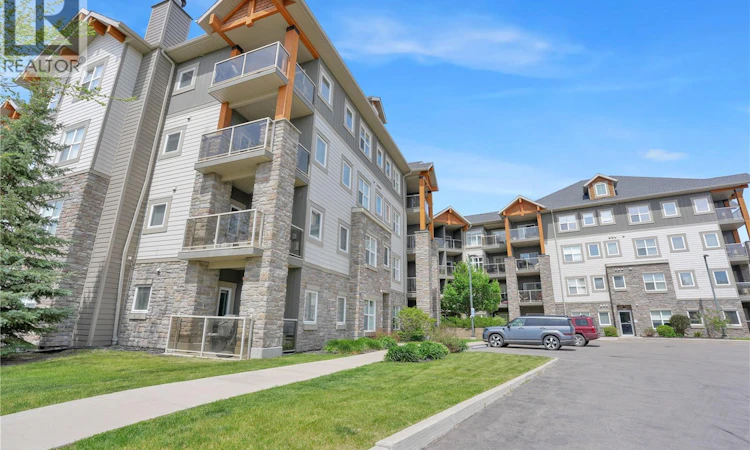 407-1220 Blackfoot Drive