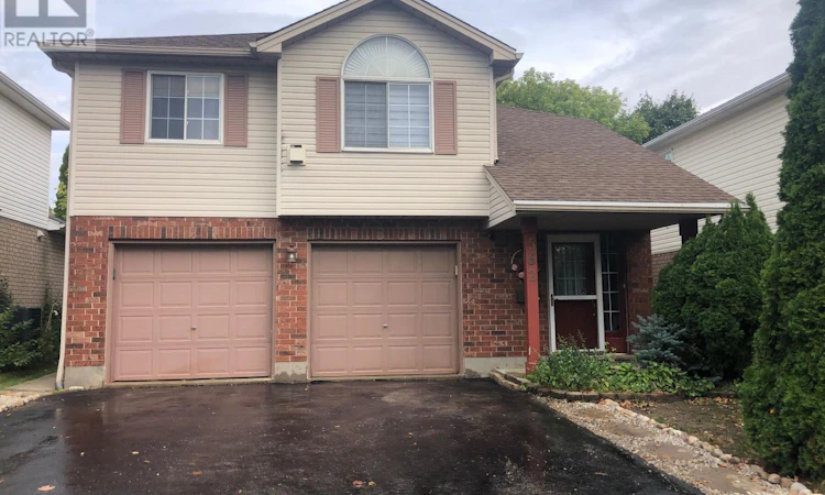 562 Erinbrook Drive