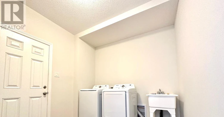 1682 Maple Grove Road, Ottawa, ON, K2S 2R3 - 3