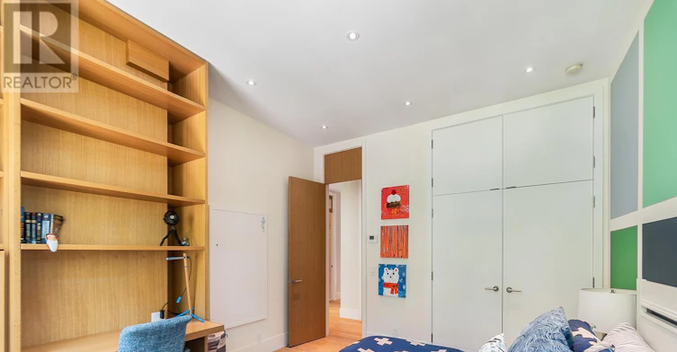 11 Pine Crescent, Toronto, ON, M4E 1L1 - 37