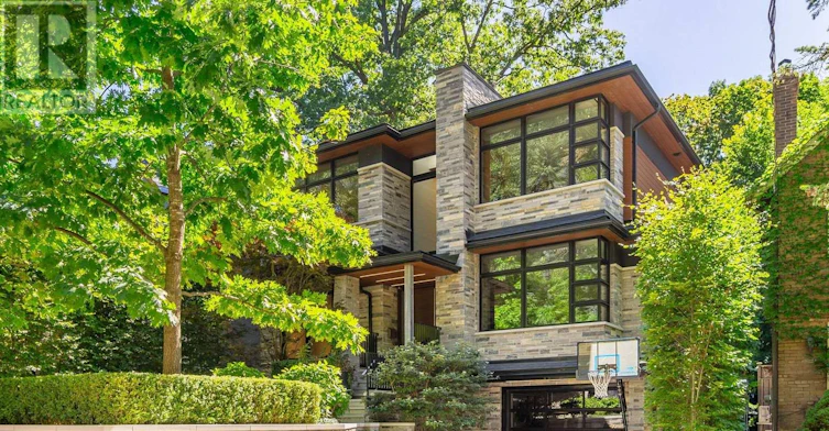 11 Pine Crescent, Toronto, ON, M4E 1L1