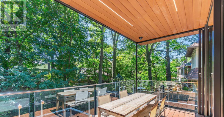 11 Pine Crescent, Toronto, ON, M4E 1L1 - 24