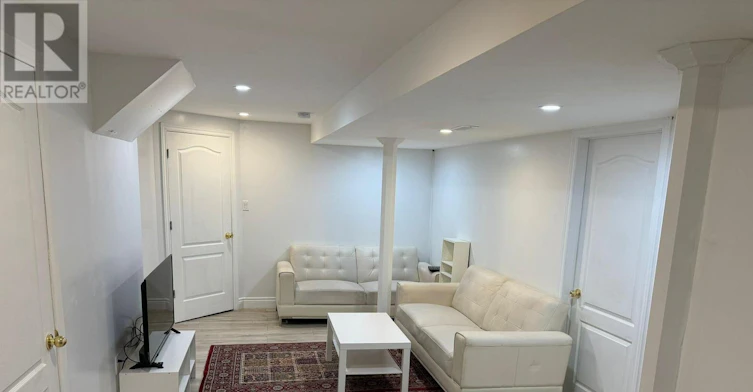LOWER-133 Austinpaul Drive, Newmarket, ON, L3X 2K6 - 13
