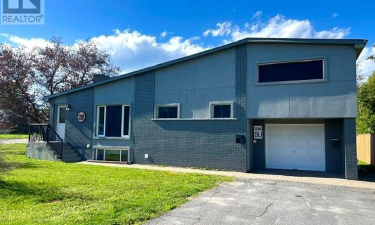 1346 Wedgewood Drive