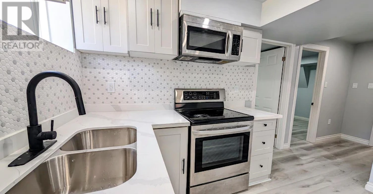 LOWER-31 Terry Crescent, Clarington, ON, L1C 0W4 - 4