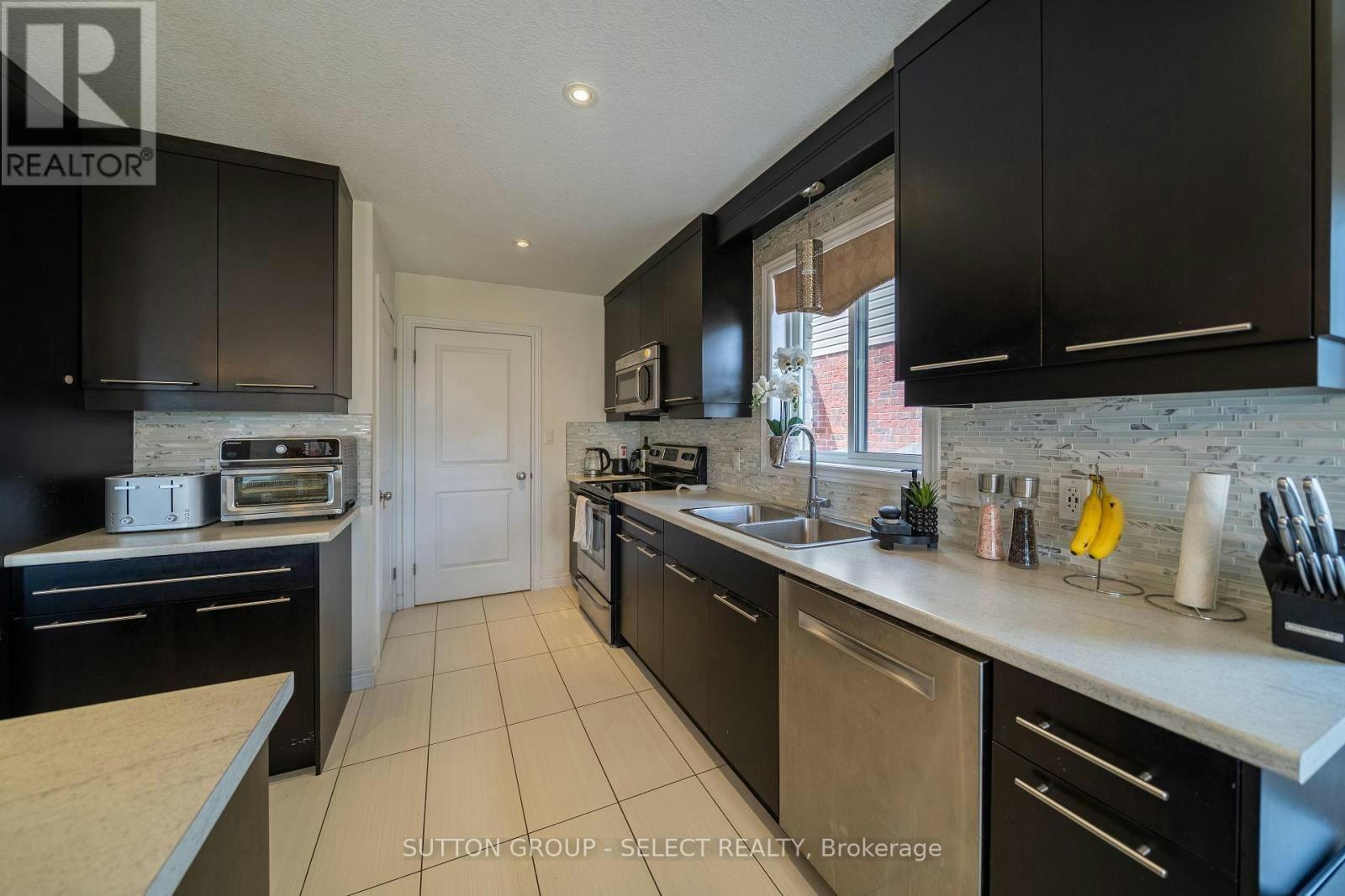1825 Couldridge Way, London, ON, N6G 0L6 - 7