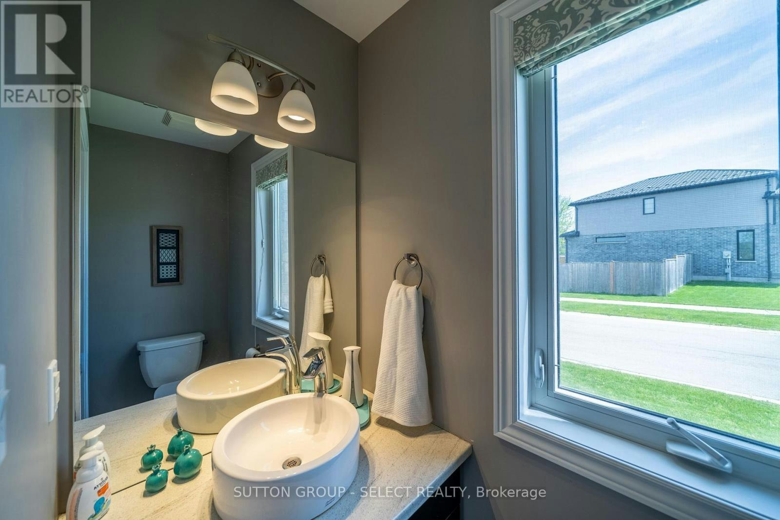 1825 Couldridge Way, London, ON, N6G 0L6 - 23