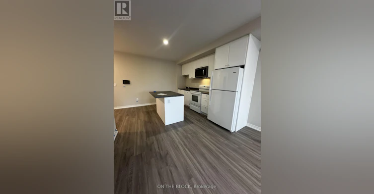 237-50 Herrick Avenue, St. Catharines, ON, L2P 0B8 - 2