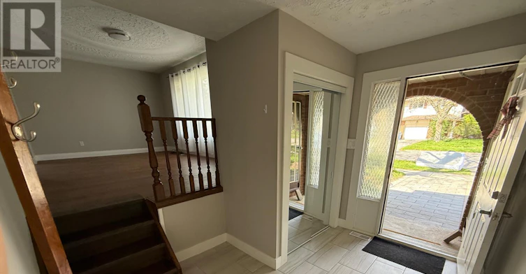 UPPER-416 Cole Road, Guelph, ON, N1G 3J8 - 4