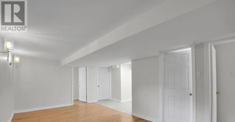 LOWER-940 Brant Lower Unit Street, Ottawa, ON, K1K 3N2 - 10