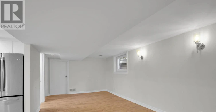 LOWER-940 Brant Lower Unit Street, Ottawa, ON, K1K 3N2 - 9