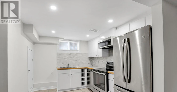 LOWER-940 Brant Lower Unit Street, Ottawa, ON, K1K 3N2 - 6