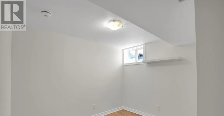 LOWER-940 Brant Lower Unit Street, Ottawa, ON, K1K 3N2 - 15