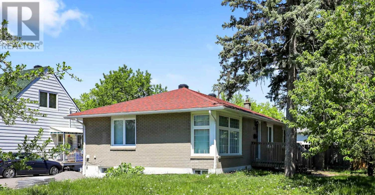LOWER-940 Brant Lower Unit Street, Ottawa, ON, K1K 3N2