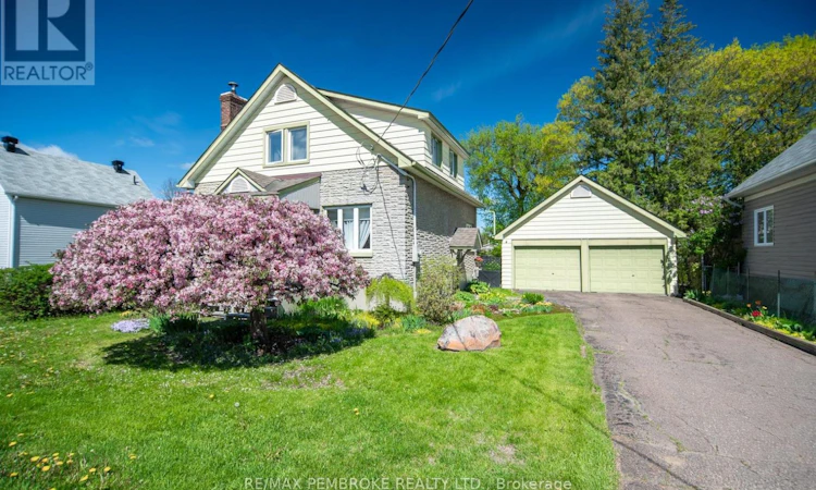 554 Eganville Road
