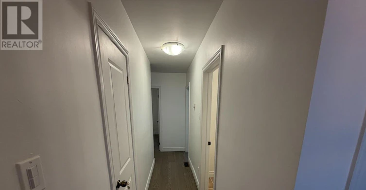 9 Blaydon Avenue, Toronto, ON, M3M 2C9 - 9
