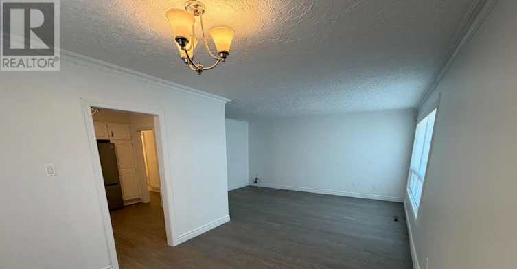 9 Blaydon Avenue, Toronto, ON, M3M 2C9 - 6