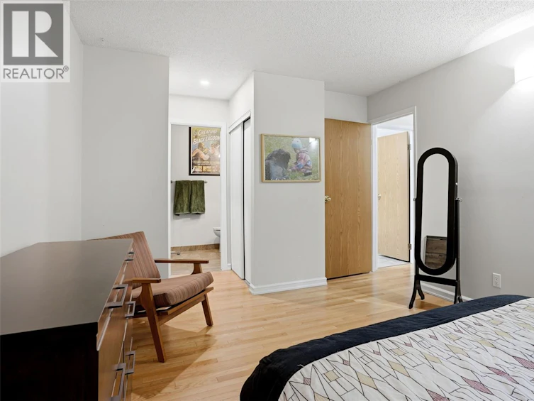 2231 Mcintyre Street, Regina, SK, S4P 2S1 - 20