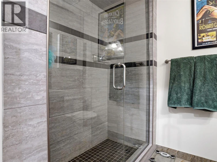 2231 Mcintyre Street, Regina, SK, S4P 2S1 - 24