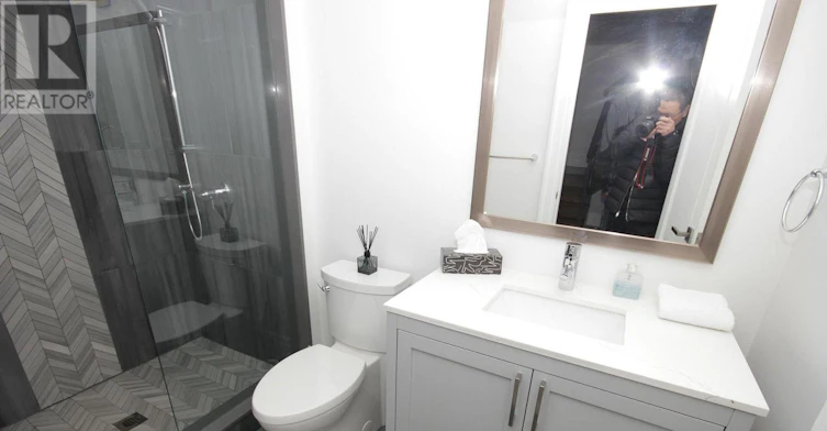 36 Binscarth Road, Toronto, ON, M4W 1Y1 - 20