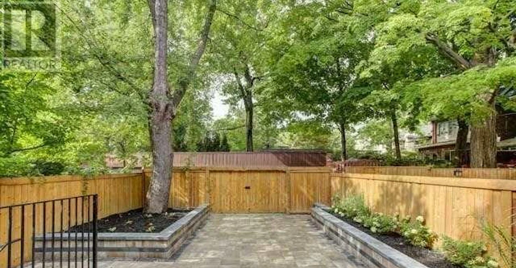 36 Binscarth Road, Toronto, ON, M4W 1Y1 - 24